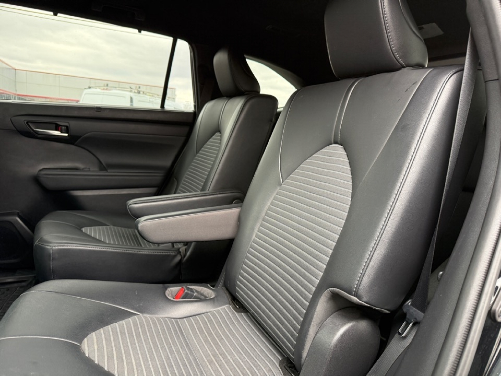 2021 Toyota Highlander XSE, 39248, Photo