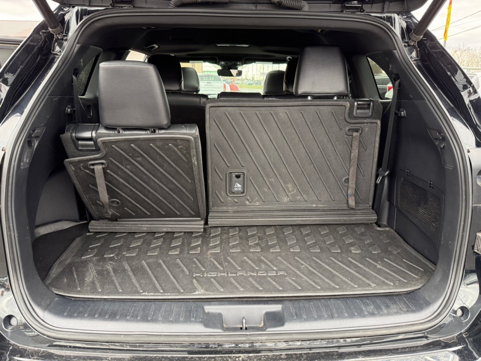 2021 Toyota Highlander XSE, 39248, Photo