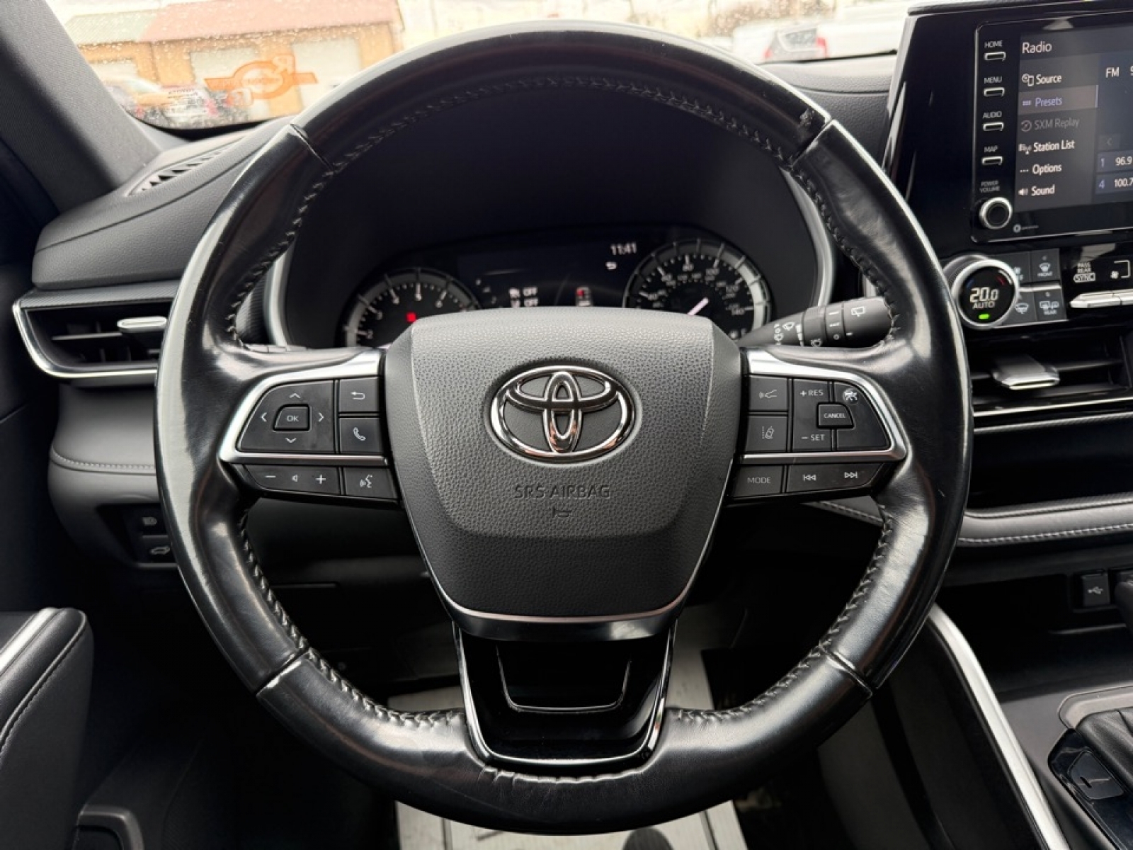2021 Toyota Highlander XSE, 39248, Photo