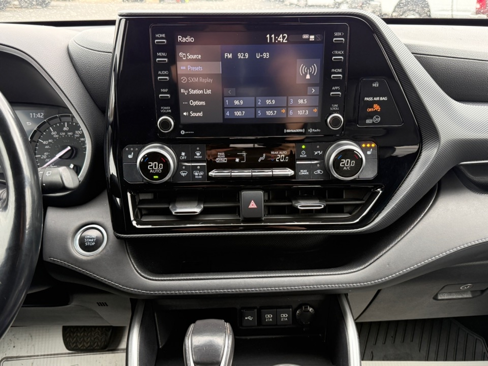 2021 Toyota Highlander XSE, 39248, Photo