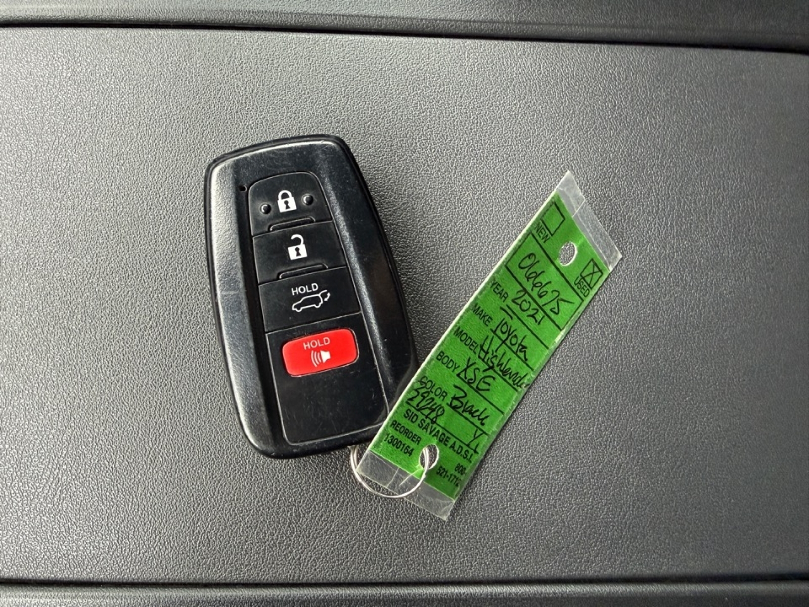 2021 Toyota Highlander XSE, 39248, Photo