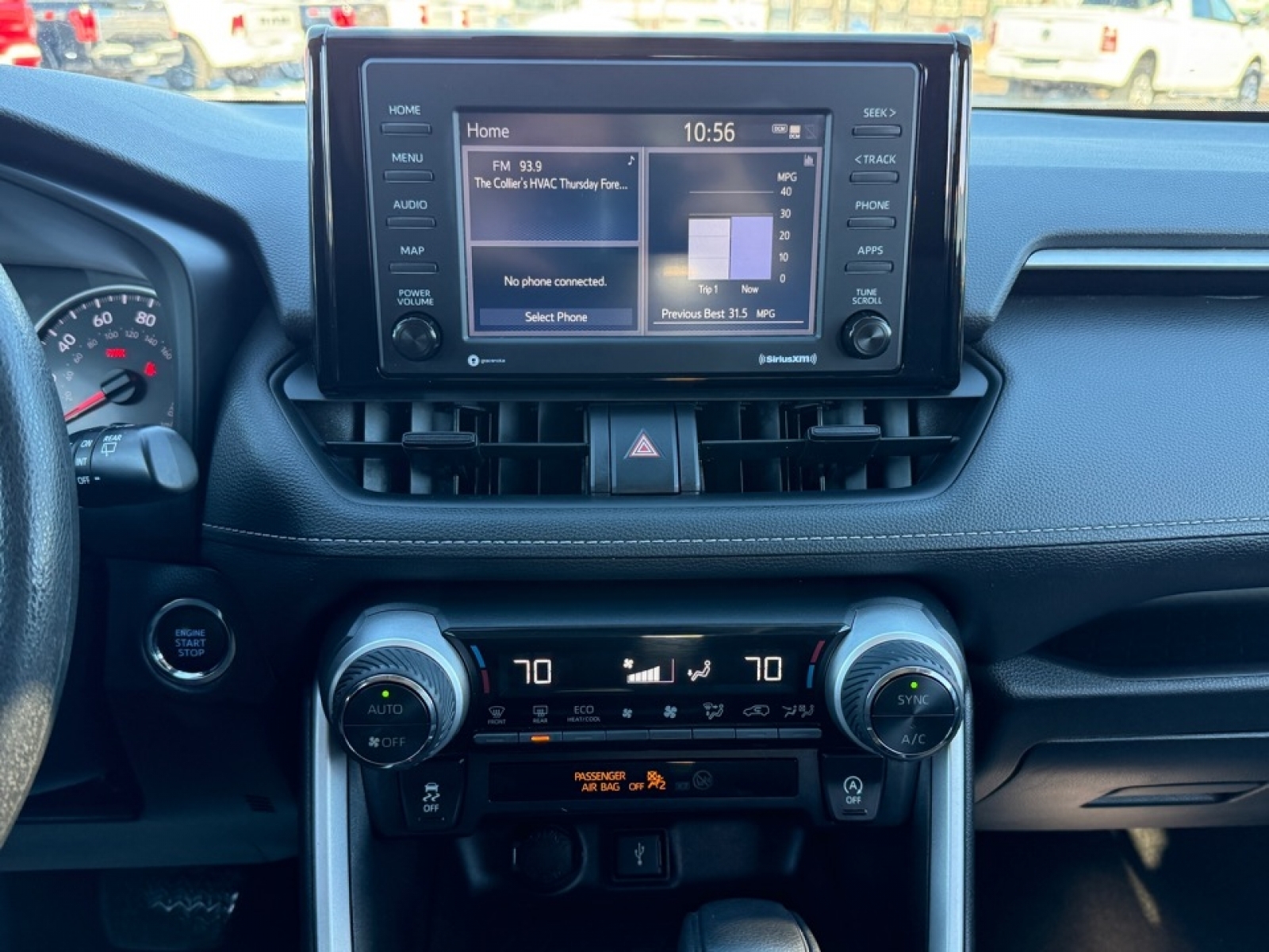 2021 Toyota RAV4 XLE, 39235, Photo