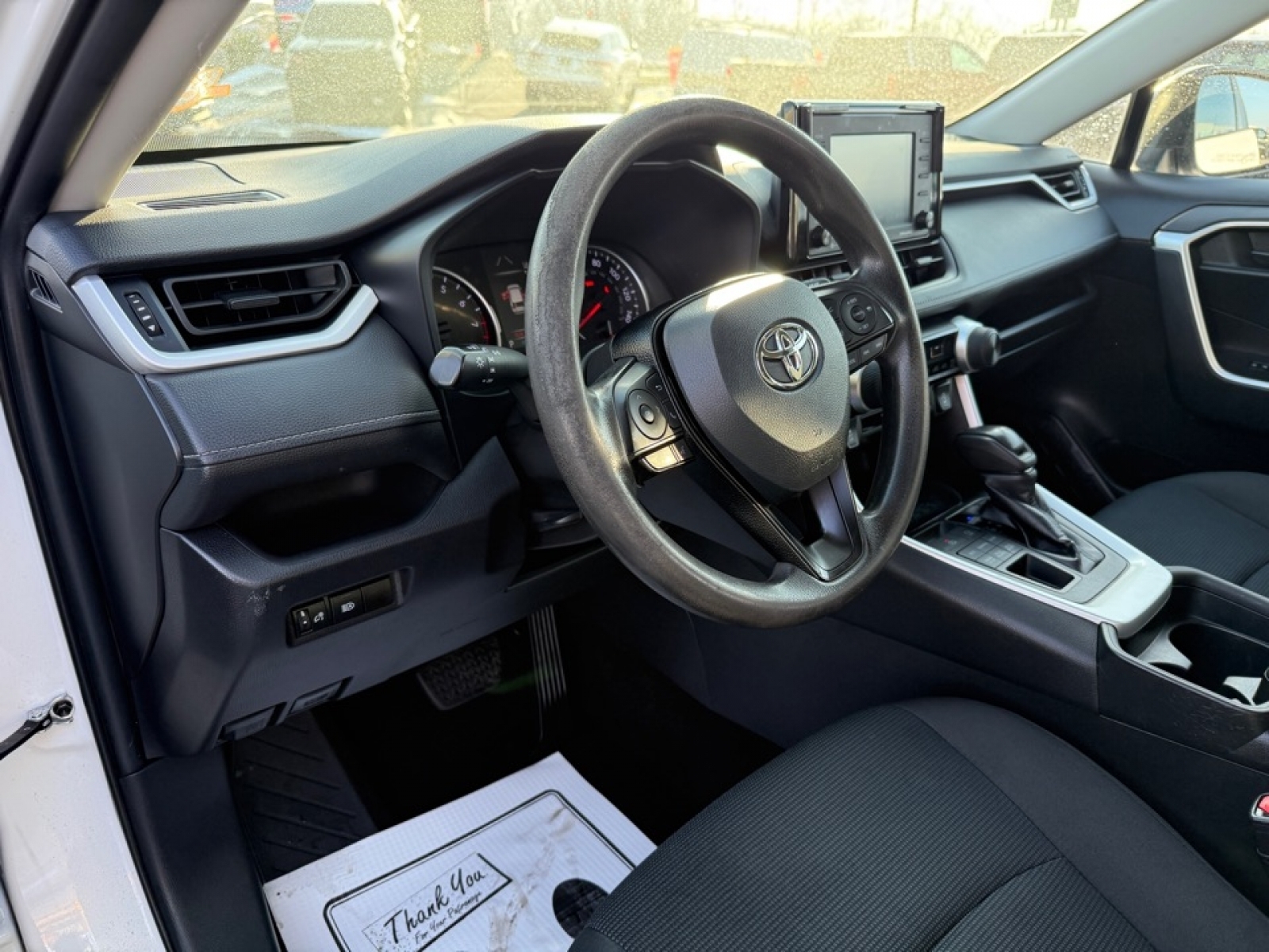 2021 Toyota RAV4 LE, 39321, Photo