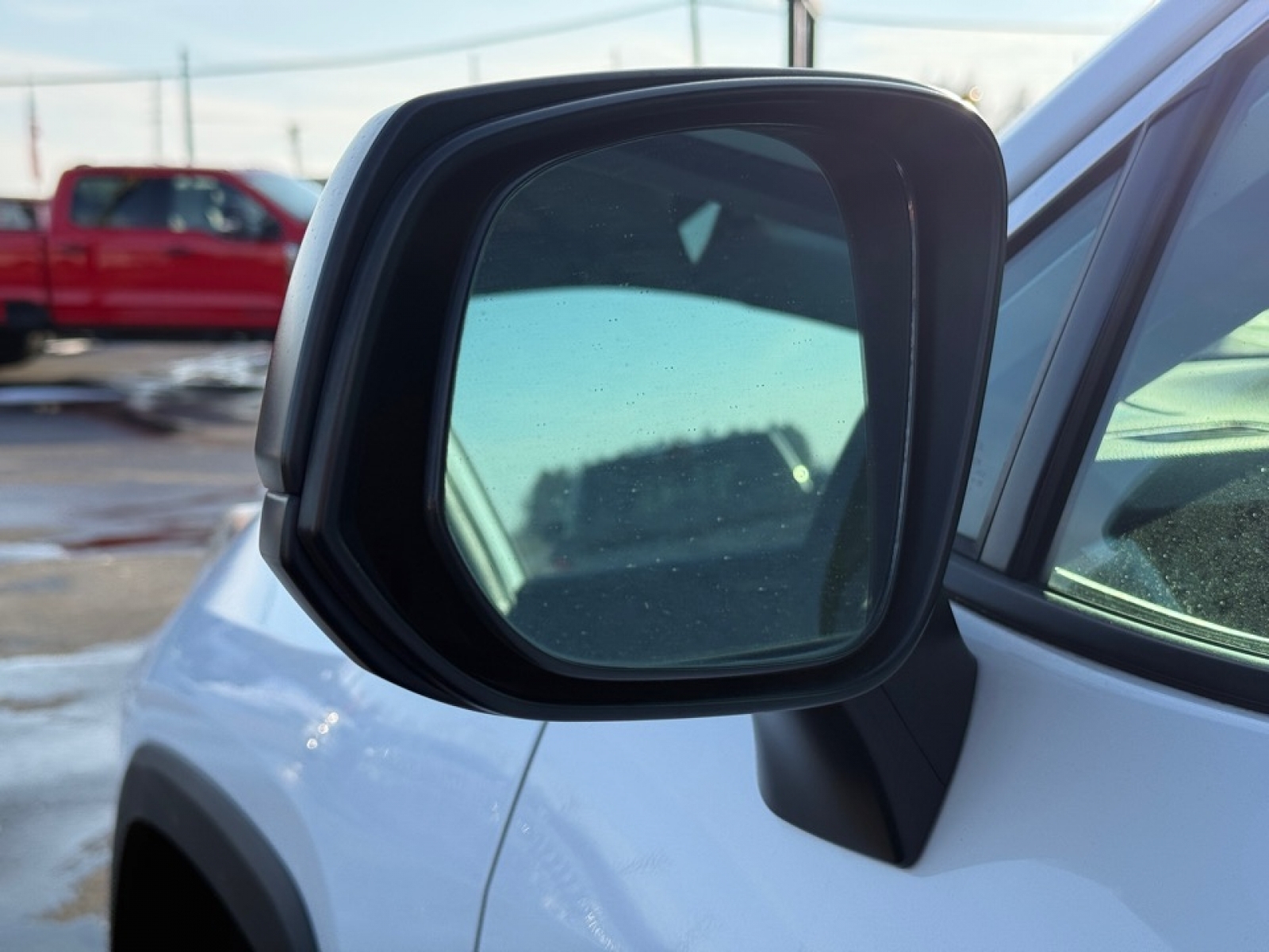 2021 Toyota RAV4 LE, 39321, Photo