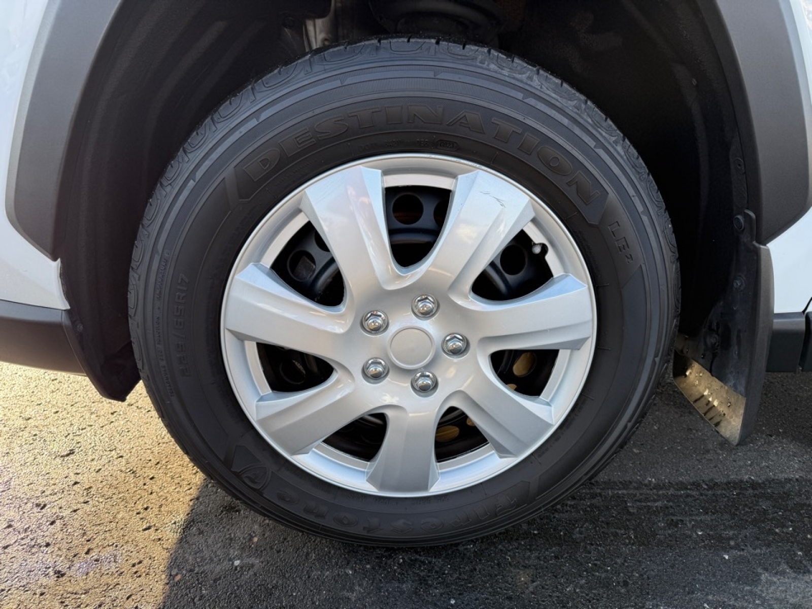 2021 Toyota RAV4 LE, 39321, Photo