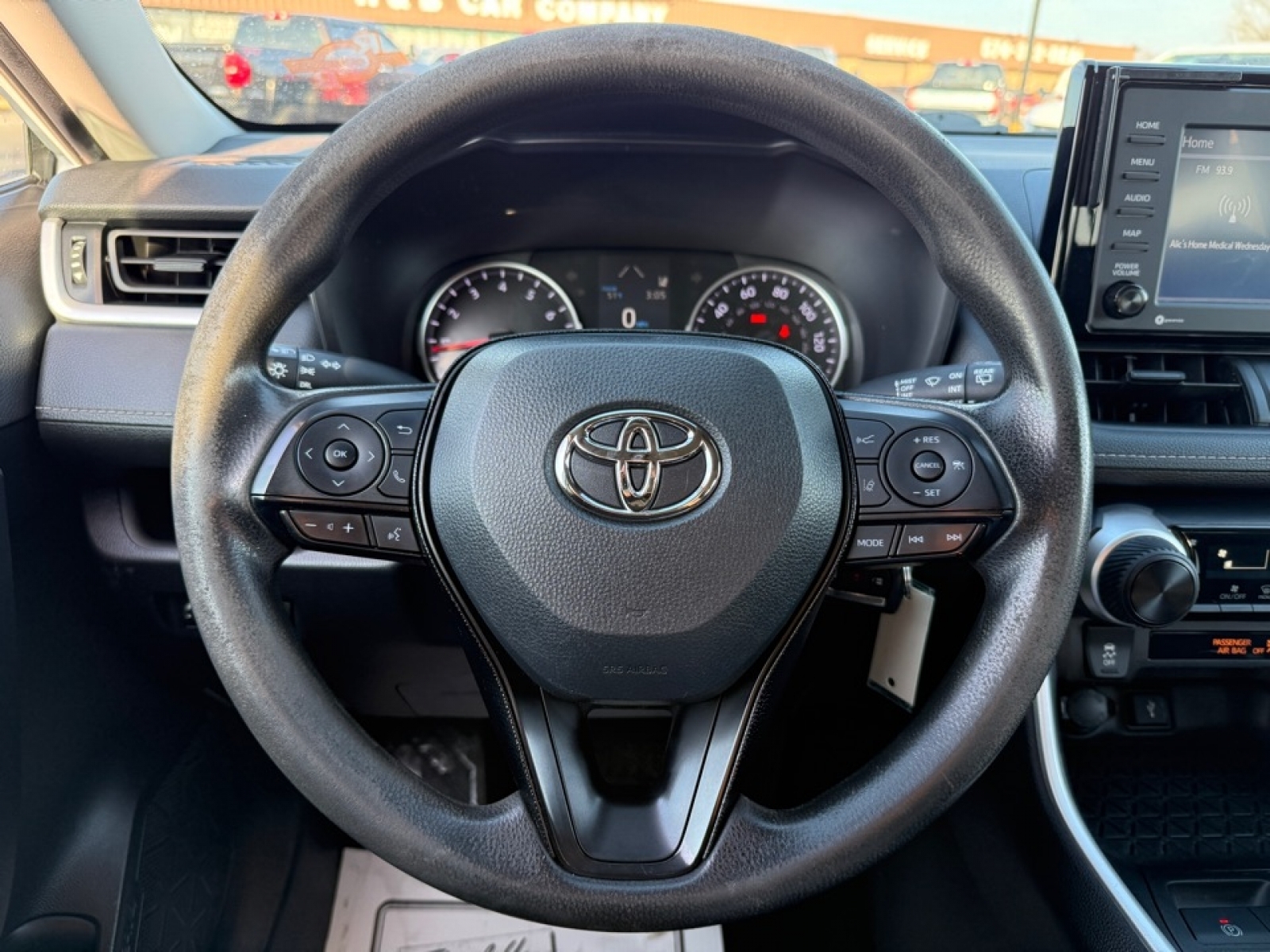 2021 Toyota RAV4 LE, 39321, Photo