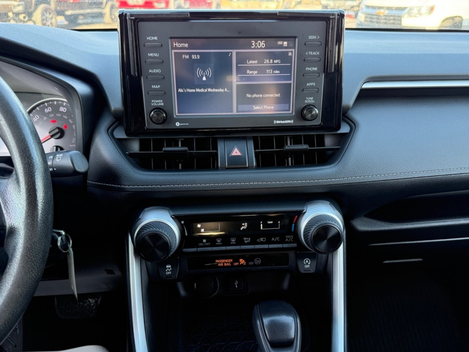 2021 Toyota RAV4 LE, 39321, Photo