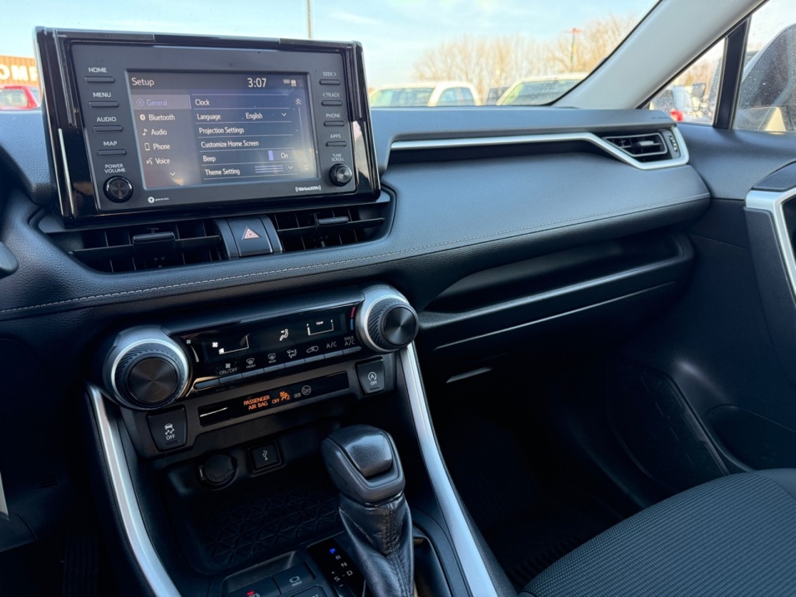 2021 Toyota RAV4 LE, 39321, Photo