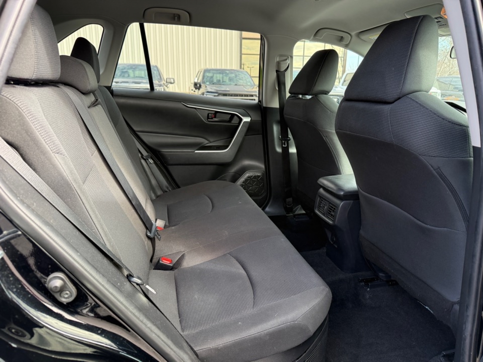 2021 Toyota RAV4 Hybrid LE, 39616, Photo