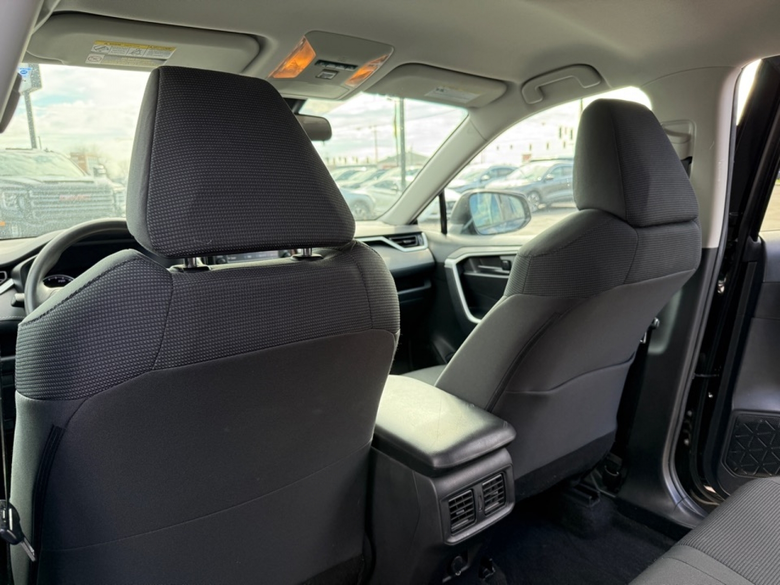 2021 Toyota RAV4 Hybrid LE, 39616, Photo