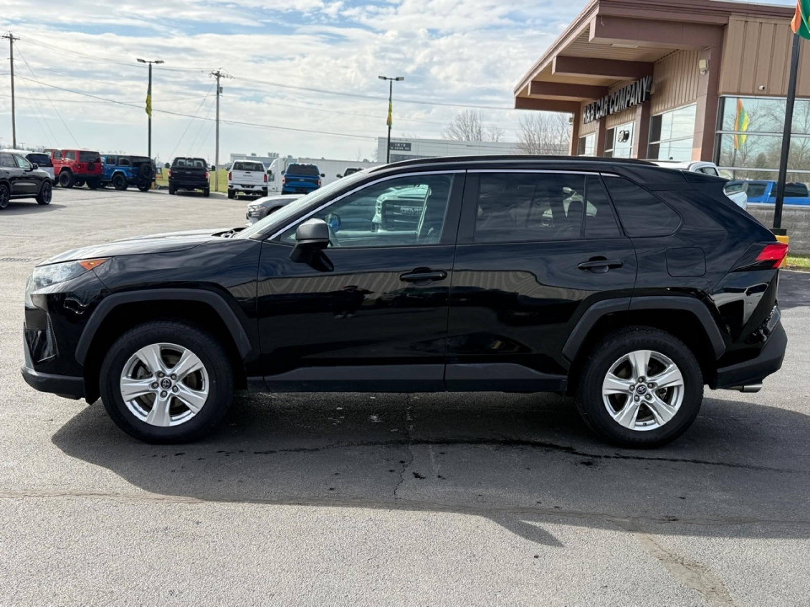 2021 Toyota RAV4 Hybrid LE, 39616, Photo