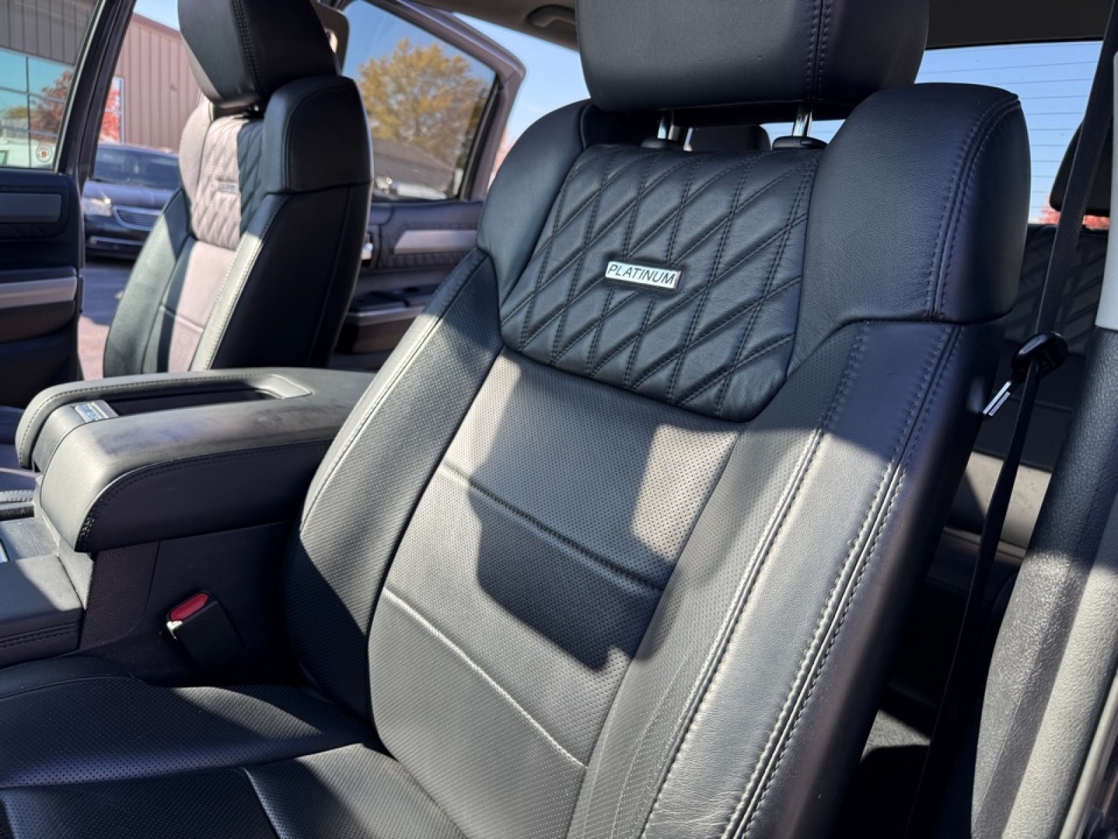 2021 Toyota Tundra Platinum, 39116, Photo