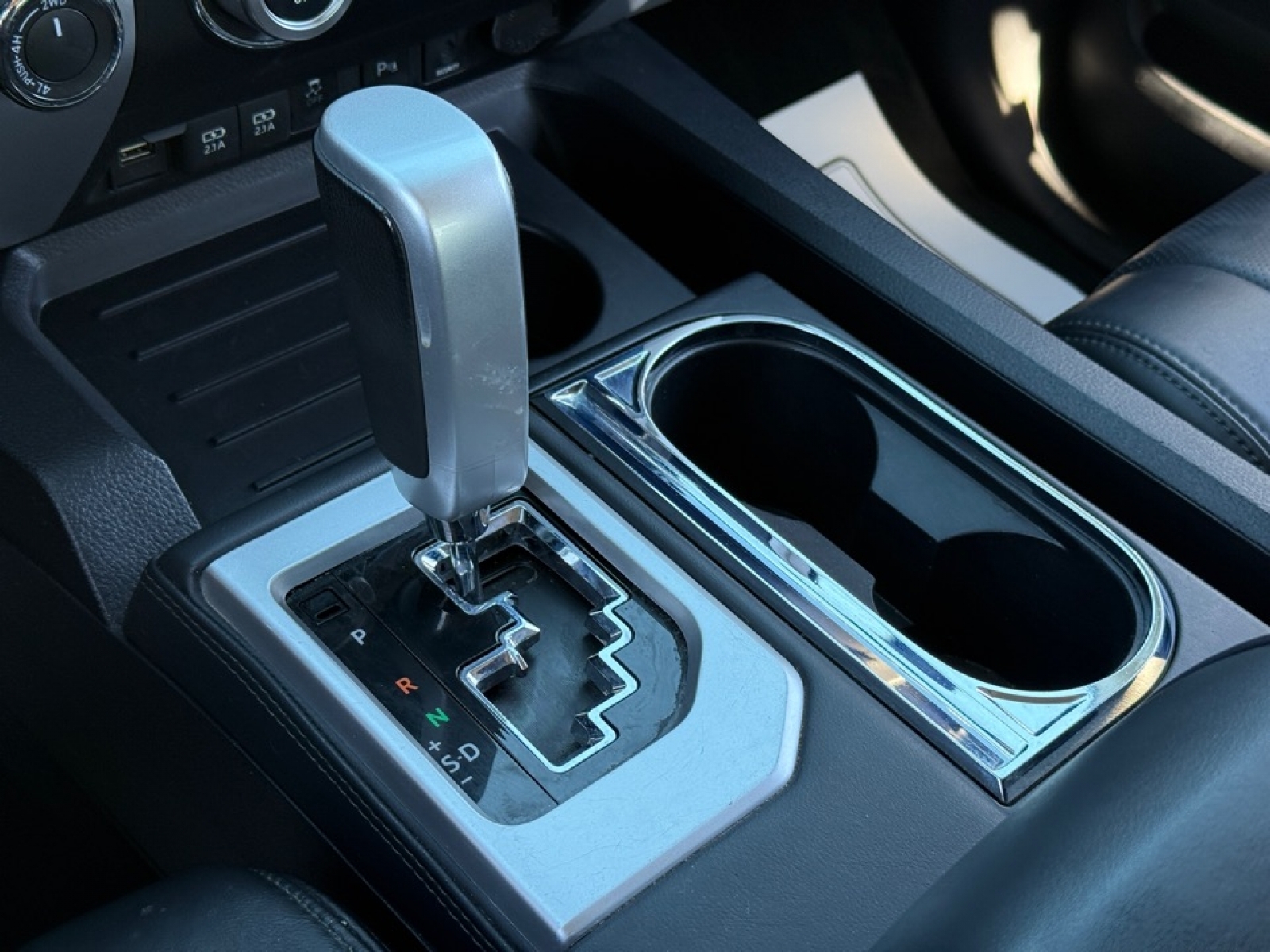 2021 Toyota Tundra Platinum, 39116, Photo