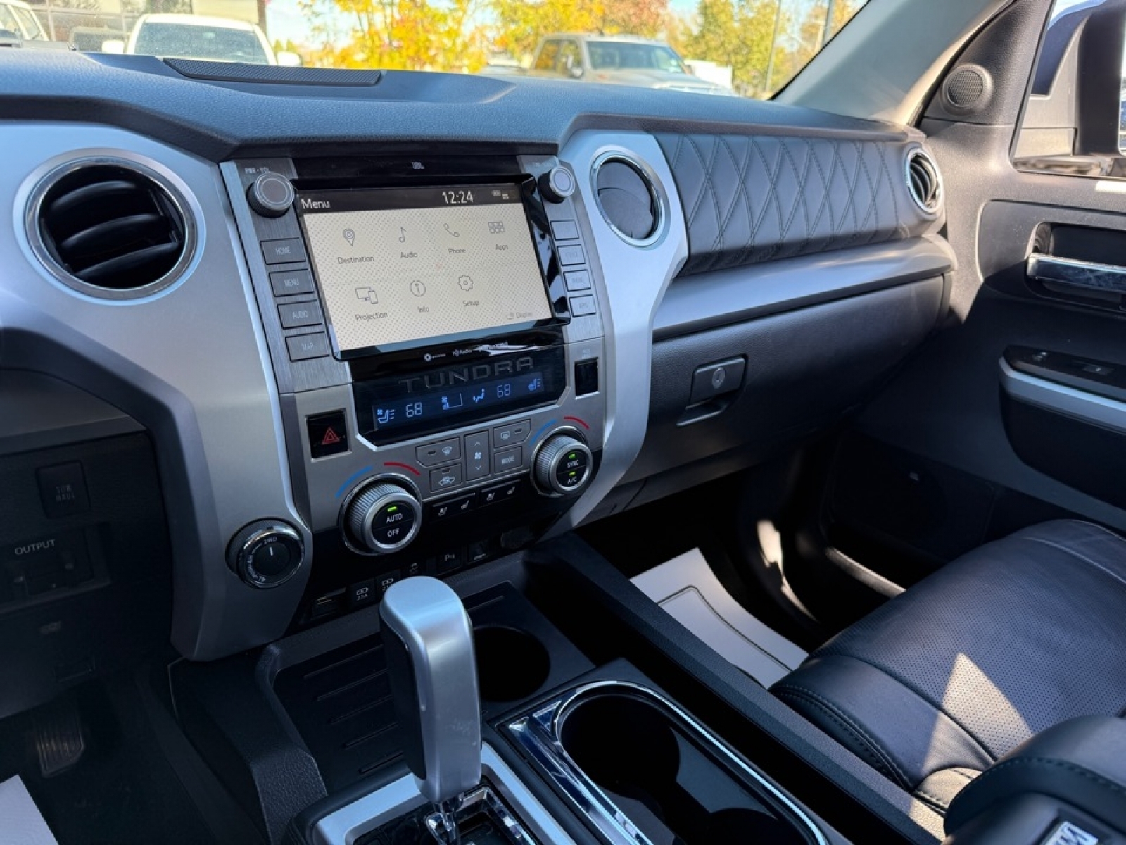 2021 Toyota Tundra Platinum, 39116, Photo