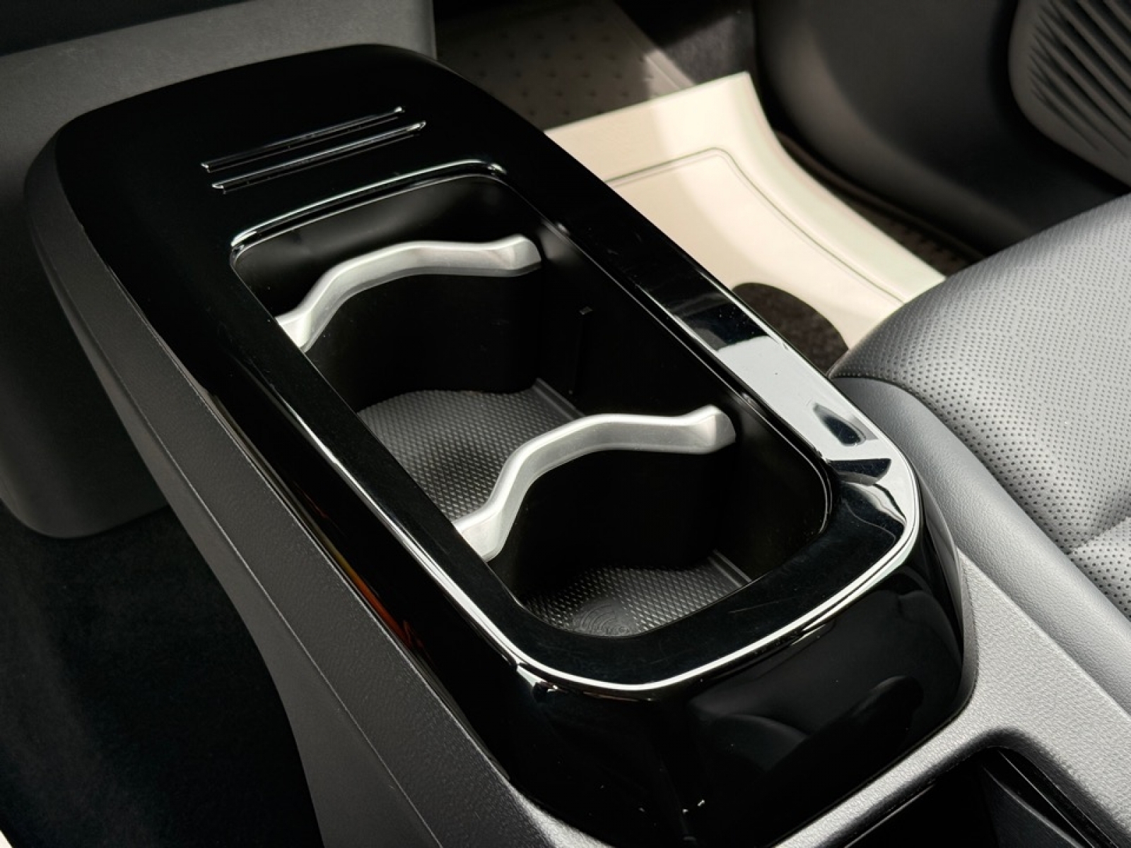 2021 Volkswagen ID.4 1st Edition, 39702, Photo