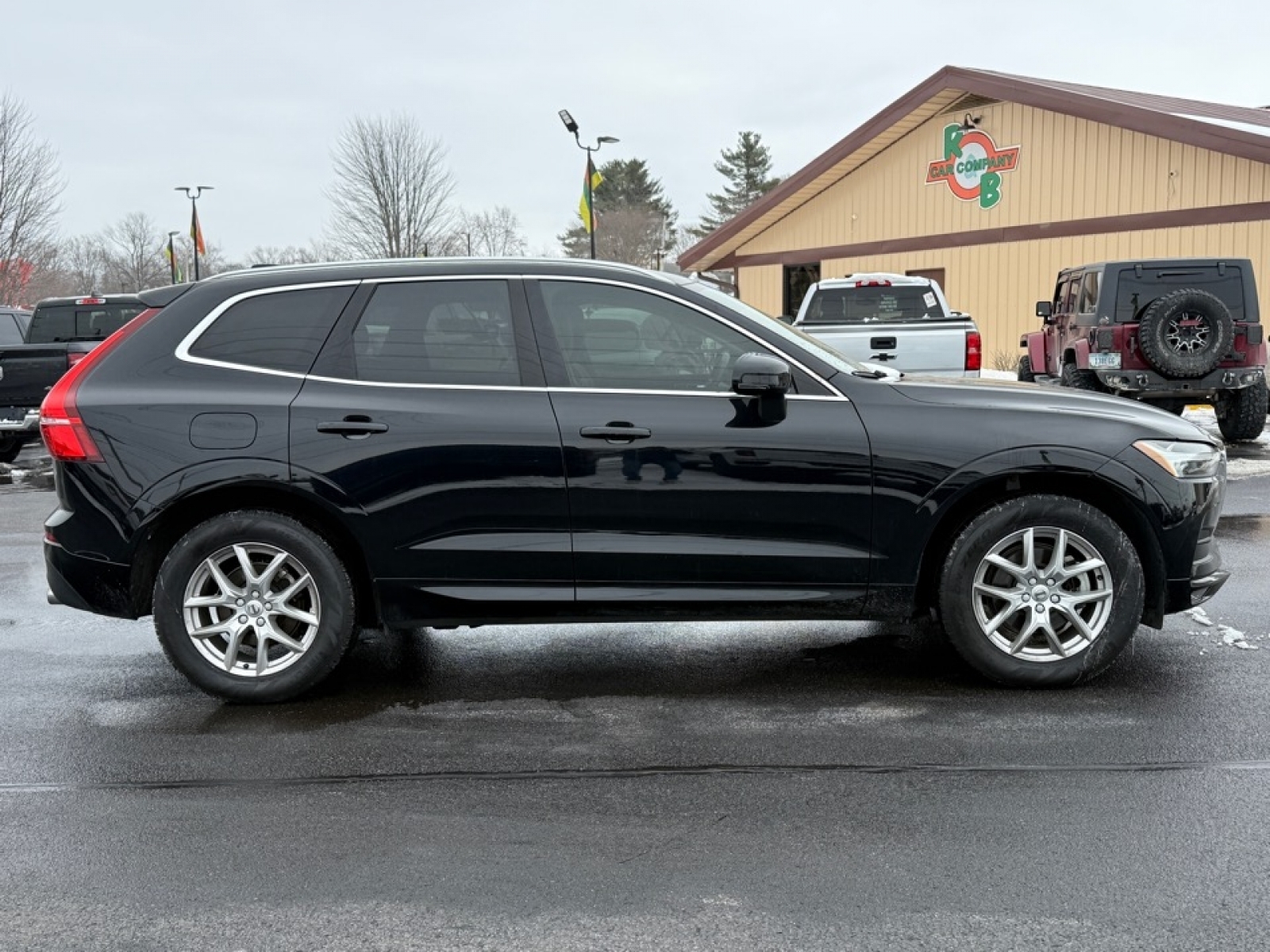 2021 Volvo XC60 T5 Momentum, 39452, Photo