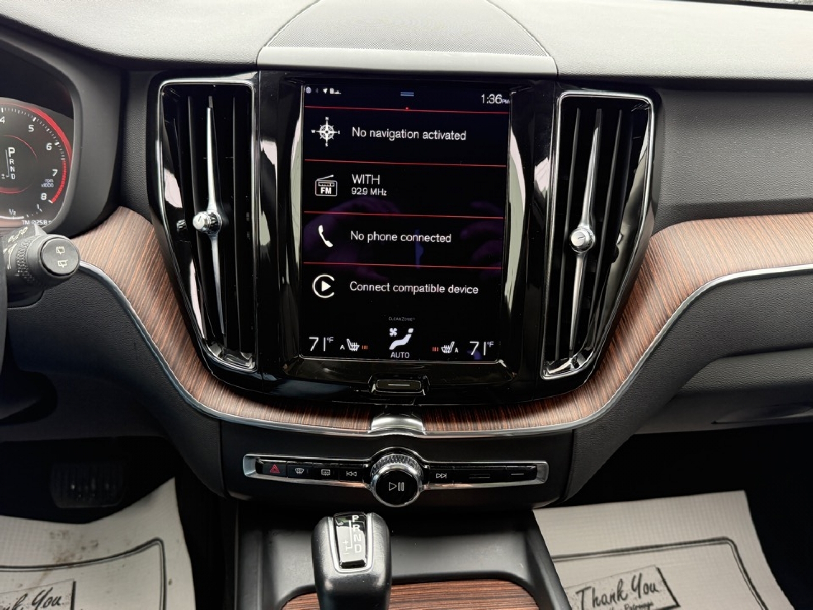 2021 Volvo XC60 T5 Momentum, 39452, Photo