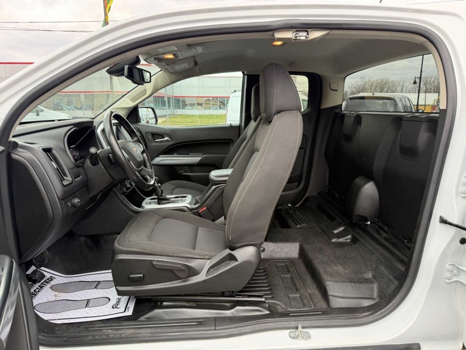 2022 Chevrolet Colorado 2WD Extended Cab Long Box LT, 39568, Photo