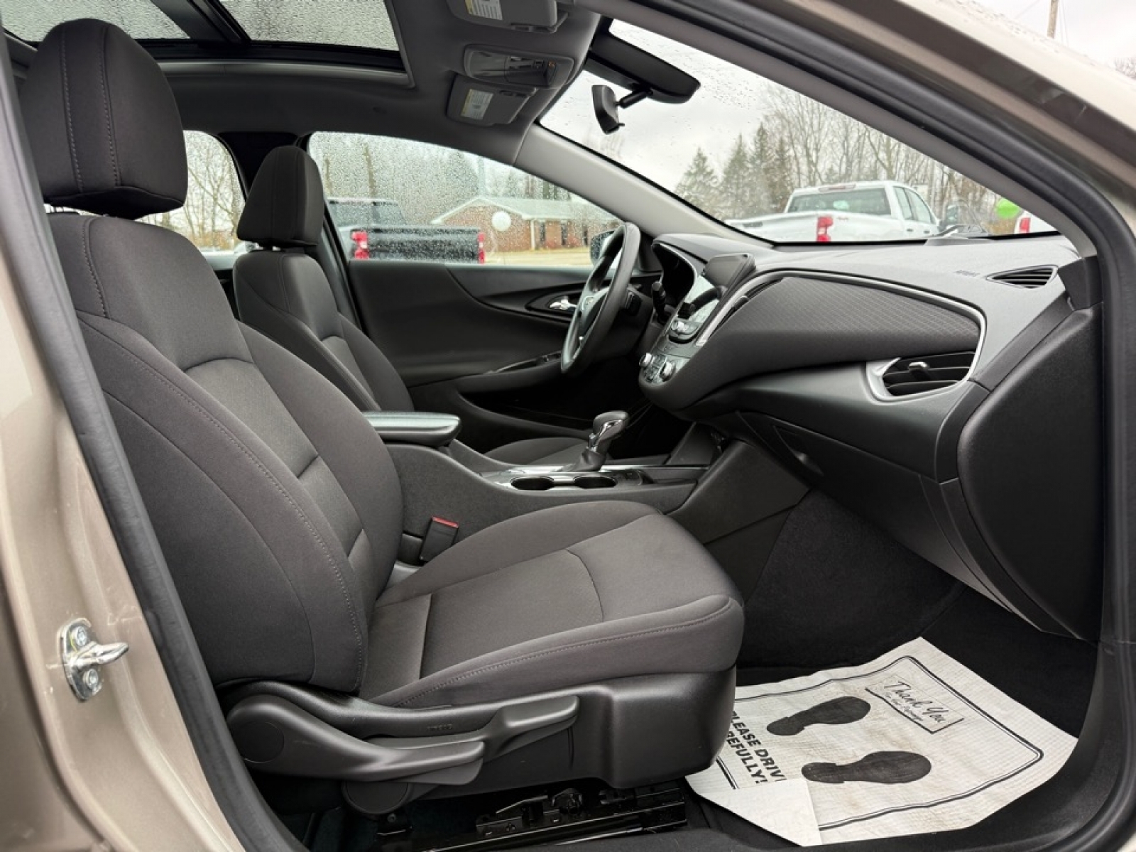 2022 Chevrolet Malibu FWD LT, 38984, Photo