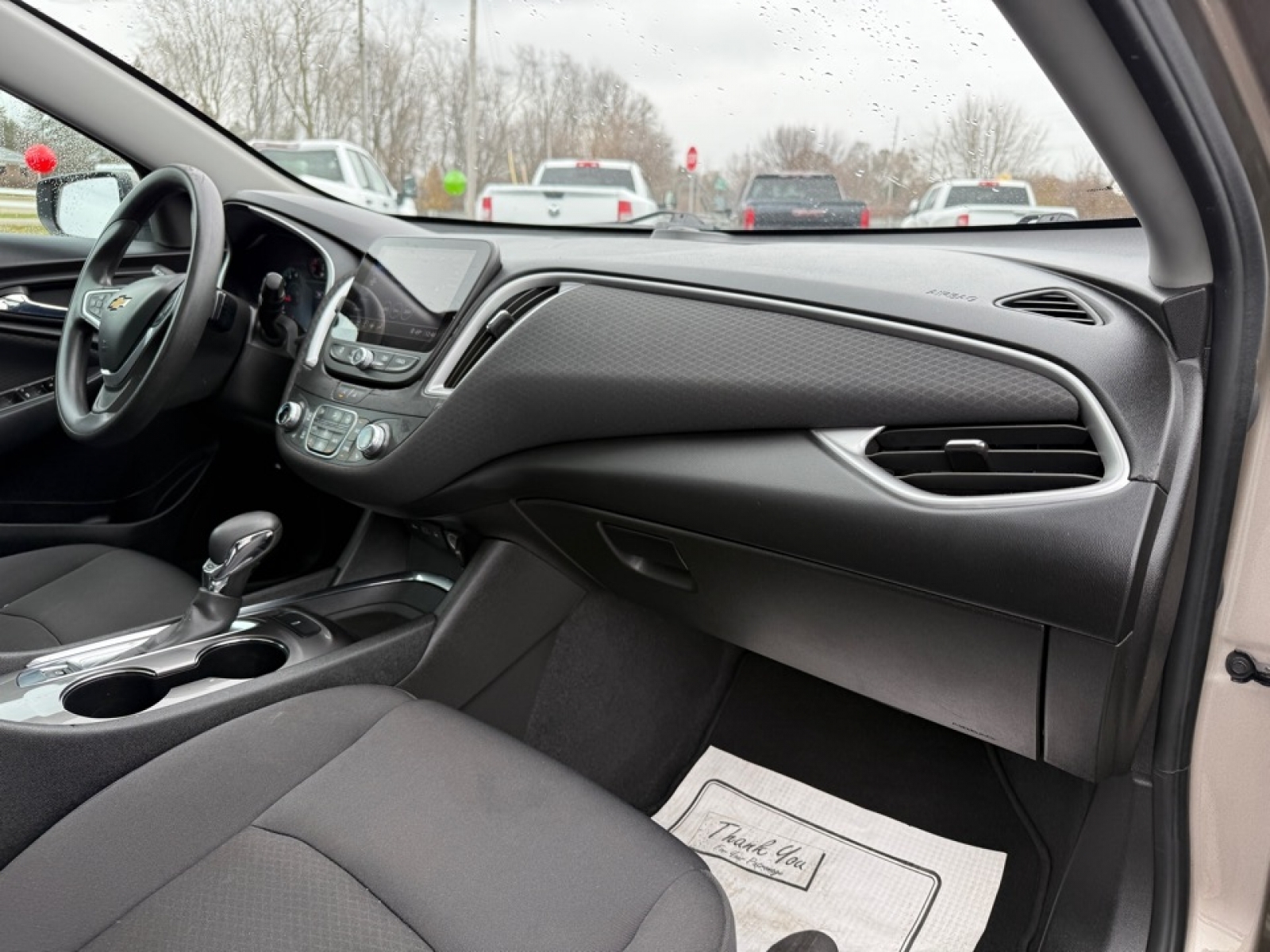 2022 Chevrolet Malibu FWD LT, 38984, Photo