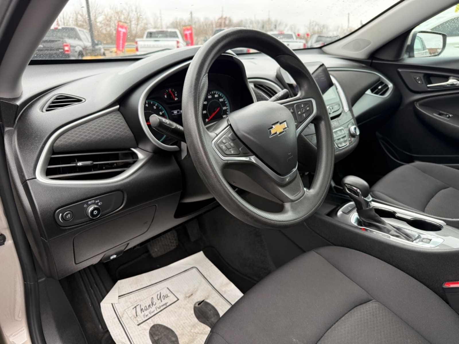 2022 Chevrolet Malibu FWD LT, 38984, Photo