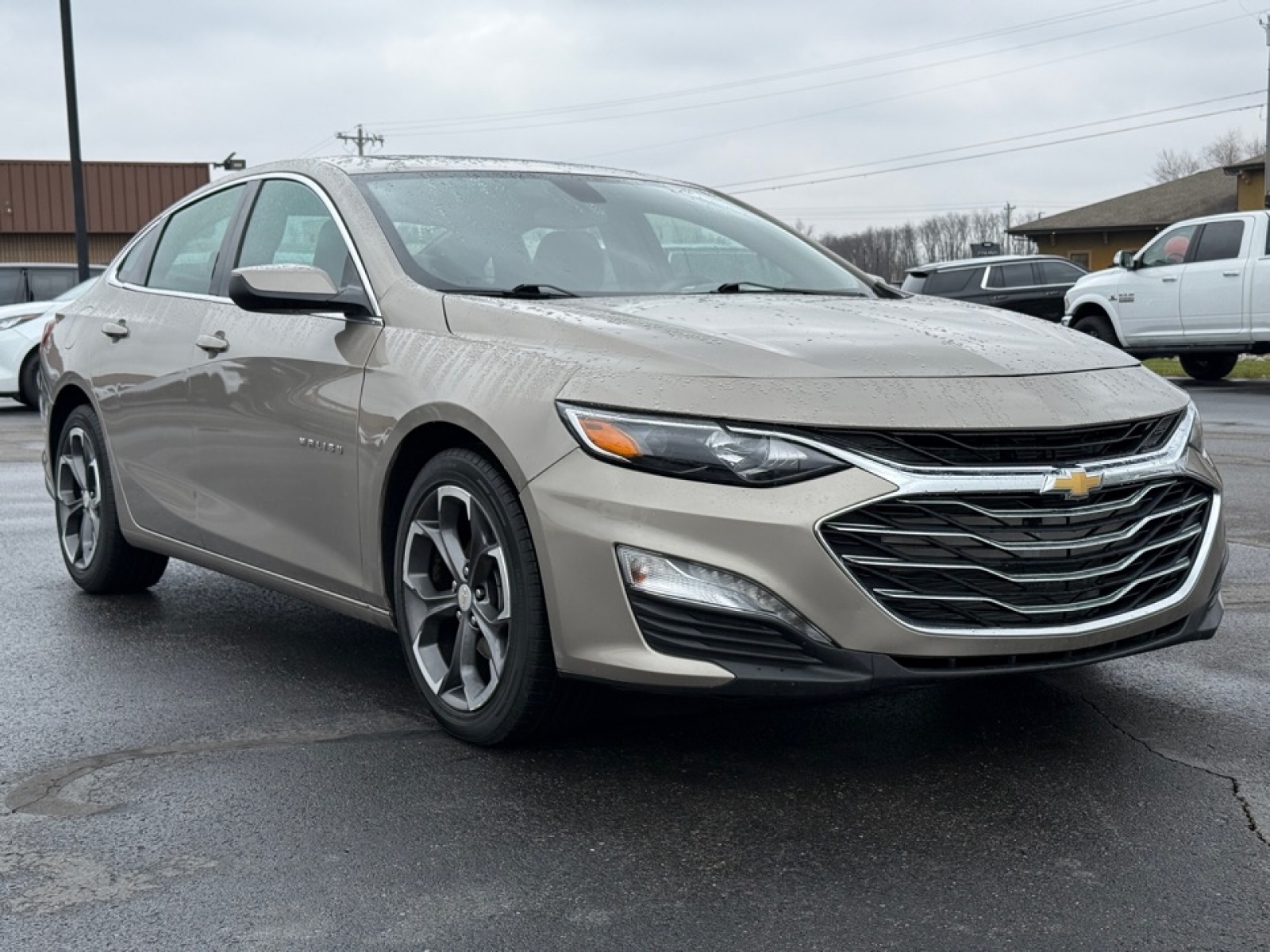 2022 Chevrolet Malibu FWD LT, 38984, Photo