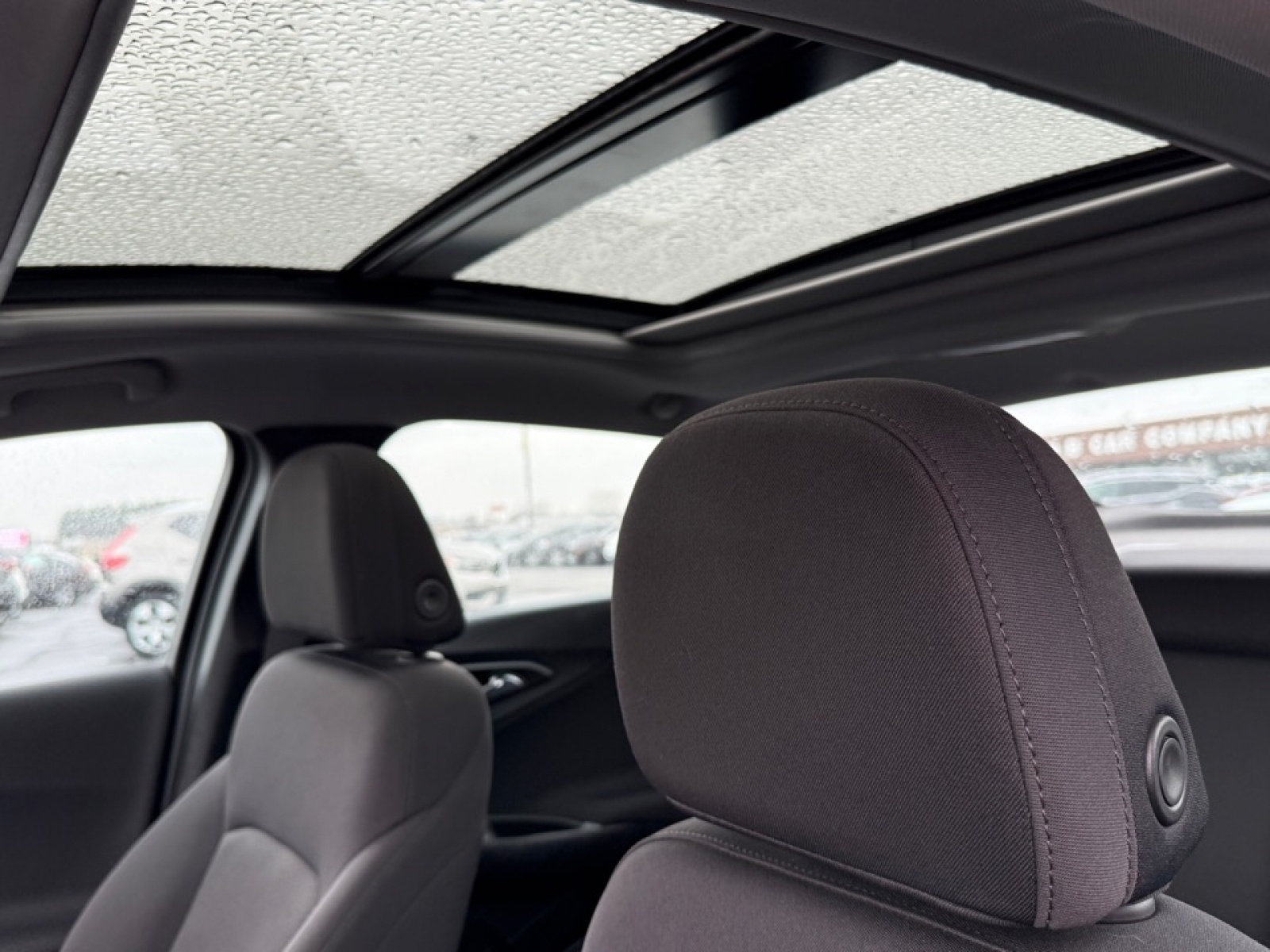 2022 Chevrolet Malibu FWD LT, 38984, Photo