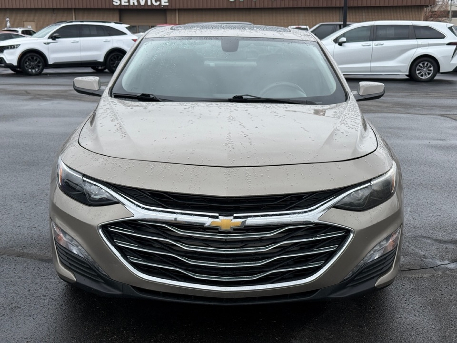 2022 Chevrolet Malibu FWD LT, 38984, Photo