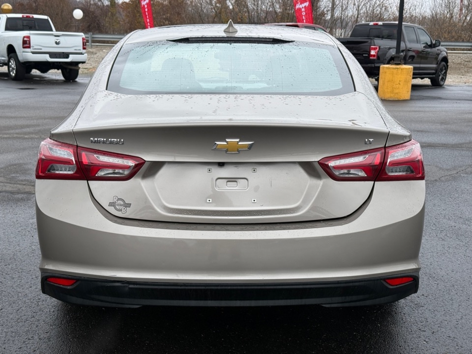 2022 Chevrolet Malibu FWD LT, 38984, Photo