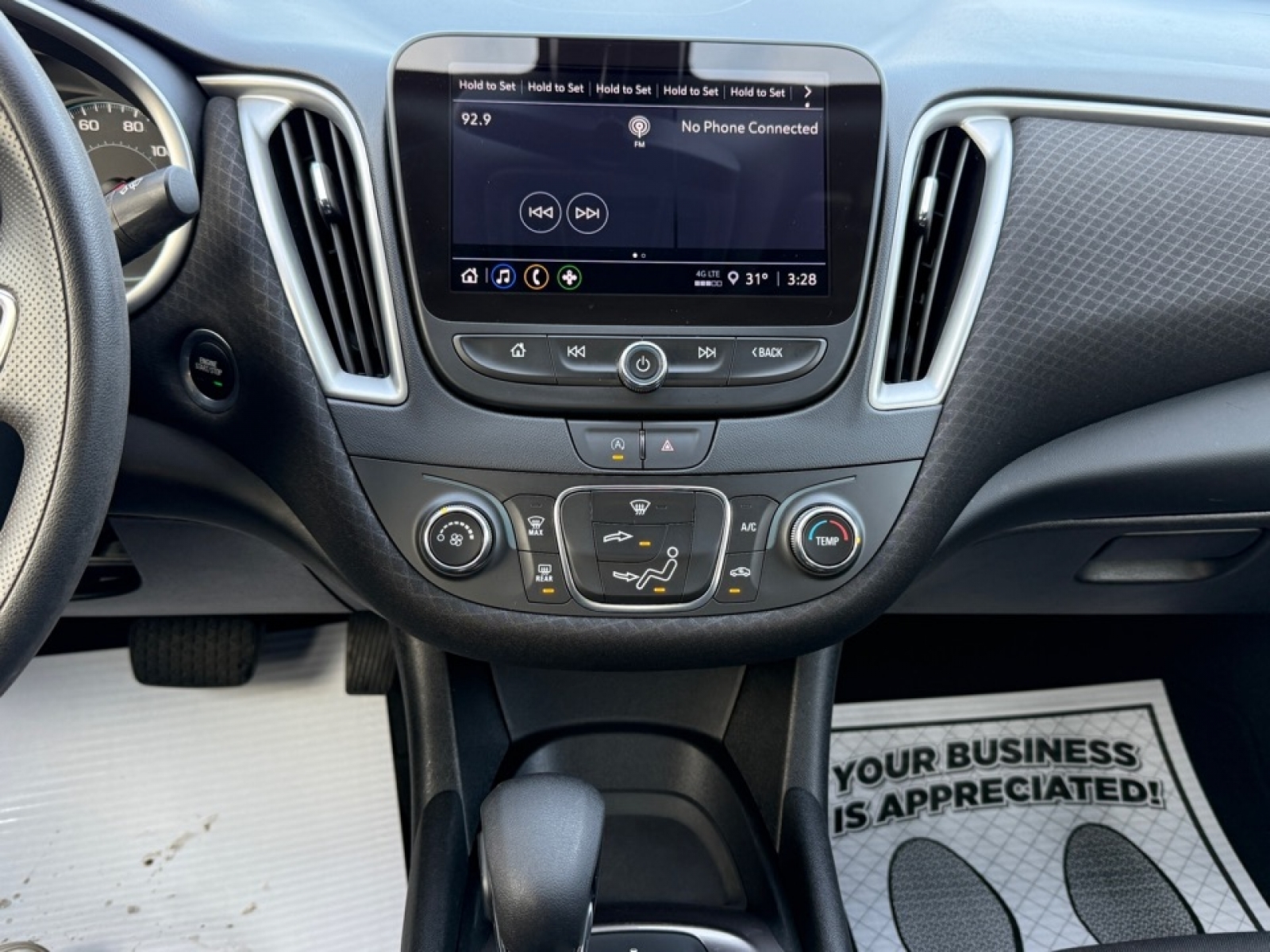 2022 Chevrolet Malibu FWD 1FL, 39129, Photo