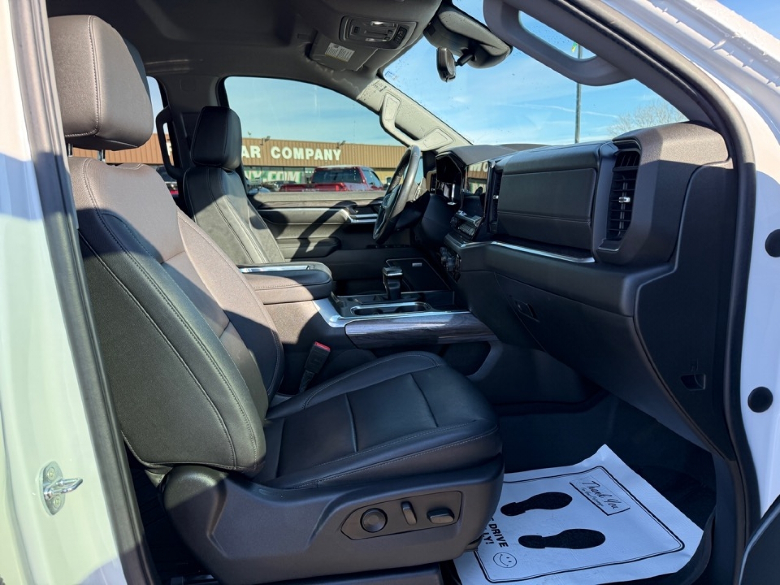 2022 Chevrolet Silverado 1500 4WD Crew Cab Short Bed LTZ, 39136, Photo