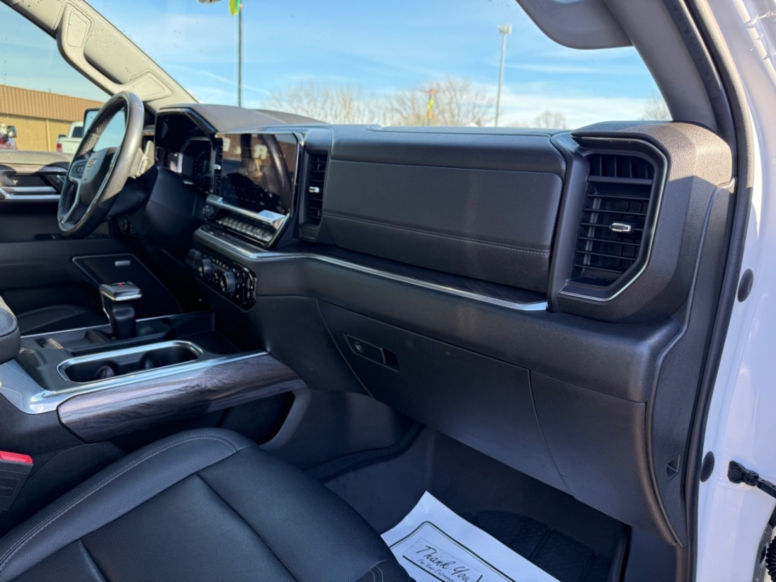 2022 Chevrolet Silverado 1500 4WD Crew Cab Short Bed LTZ, 39136, Photo