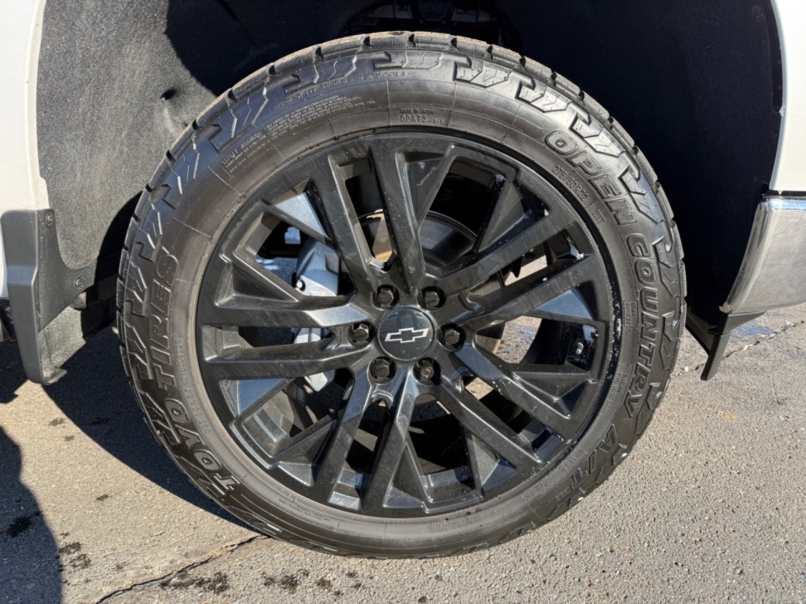 2022 Chevrolet Silverado 1500 4WD Crew Cab Short Bed LTZ, 39136, Photo