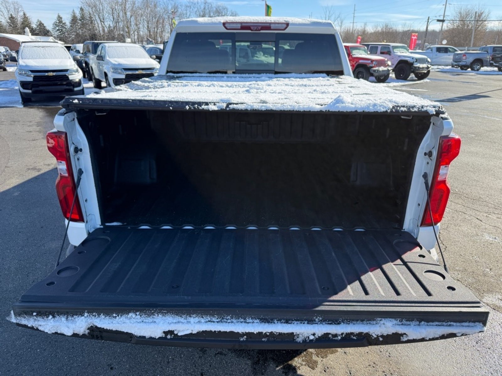 2022 Chevrolet Silverado 1500 4WD Crew Cab Short Bed LTZ, 39136, Photo