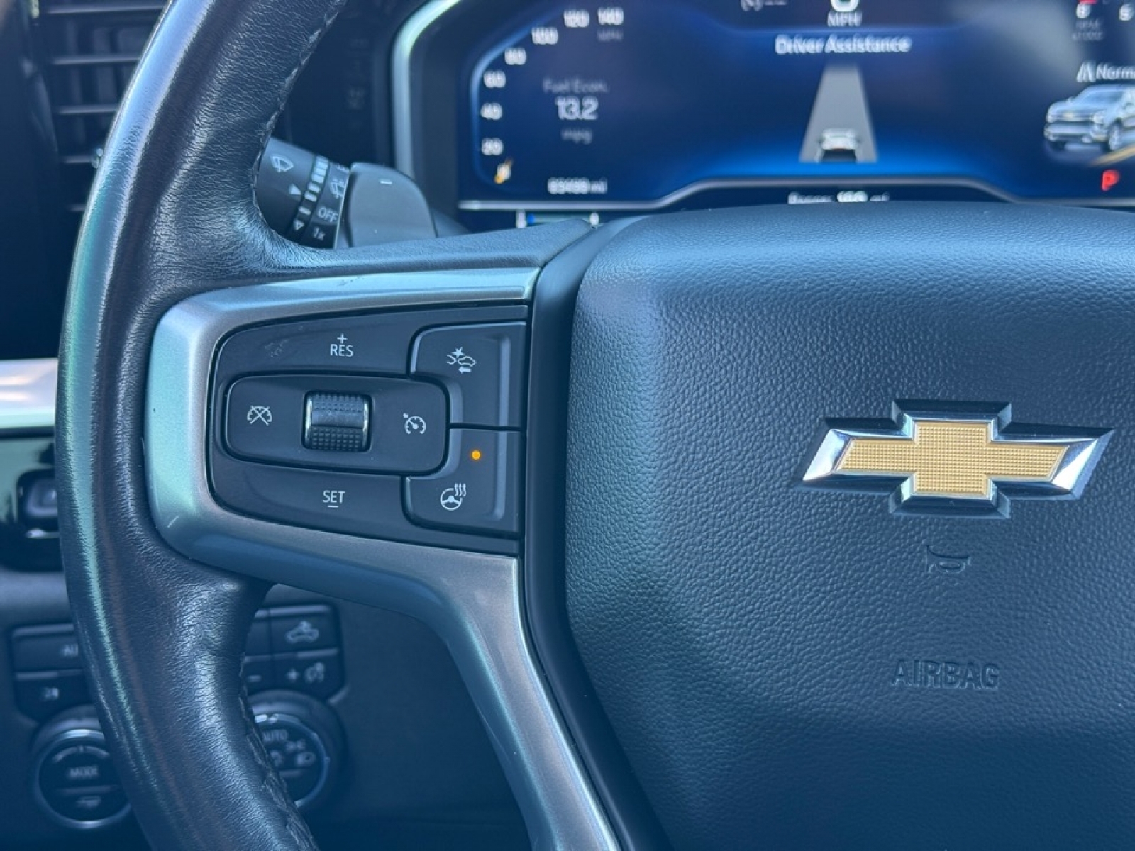 2022 Chevrolet Silverado 1500 4WD Crew Cab Short Bed LTZ, 39136, Photo