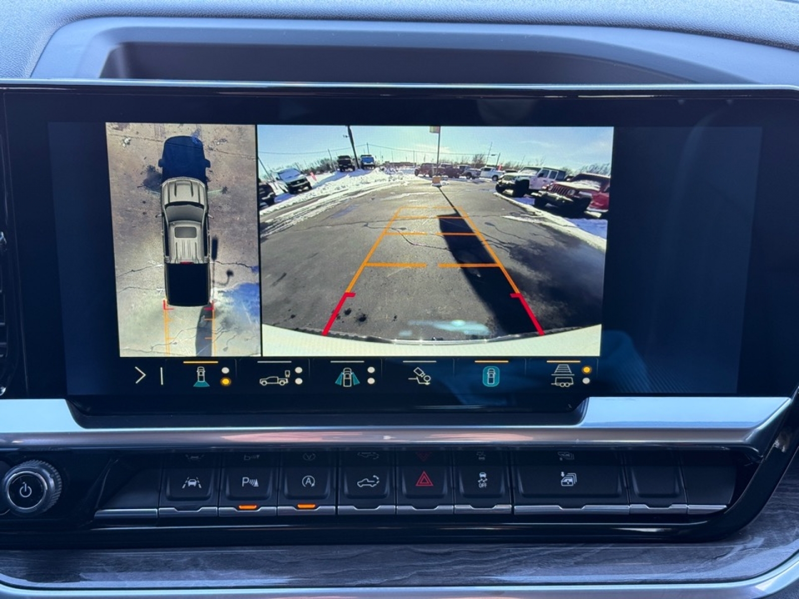 2022 Chevrolet Silverado 1500 4WD Crew Cab Short Bed LTZ, 39136, Photo