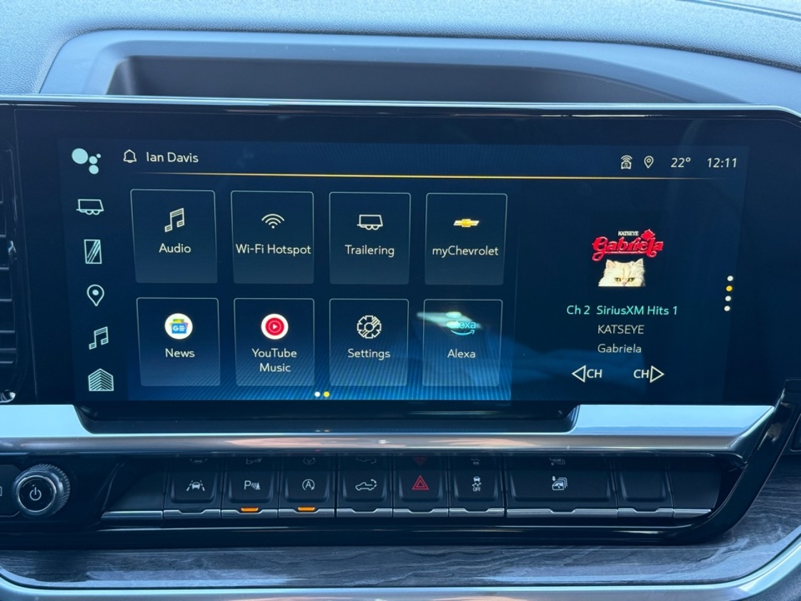 2022 Chevrolet Silverado 1500 4WD Crew Cab Short Bed LTZ, 39136, Photo