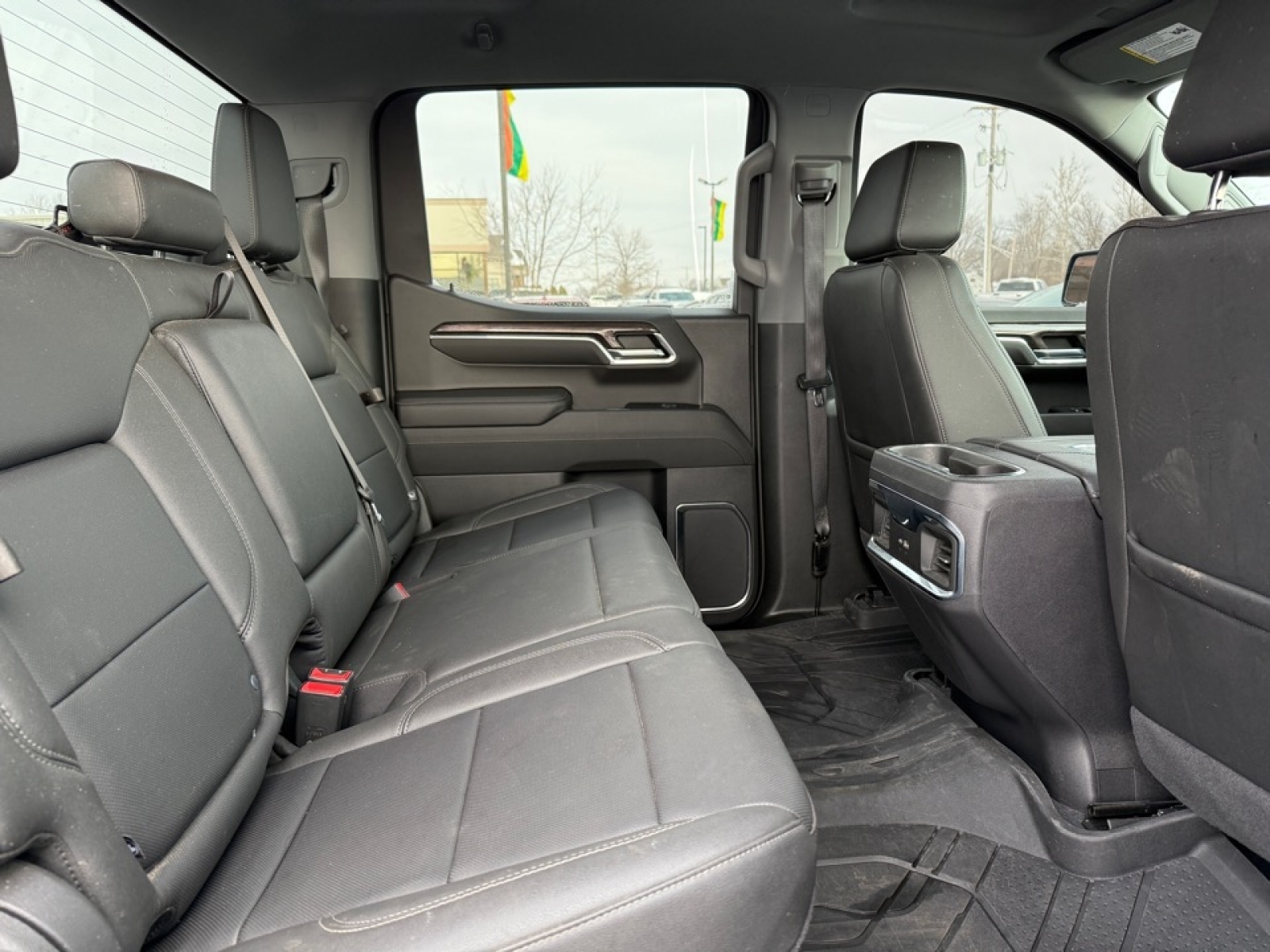 2022 Chevrolet Silverado 1500 4WD Crew Cab Short Bed LTZ, 39289, Photo