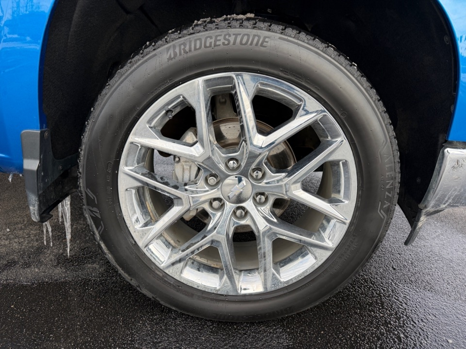 2022 Chevrolet Silverado 1500 4WD Crew Cab Short Bed LTZ, 39289, Photo