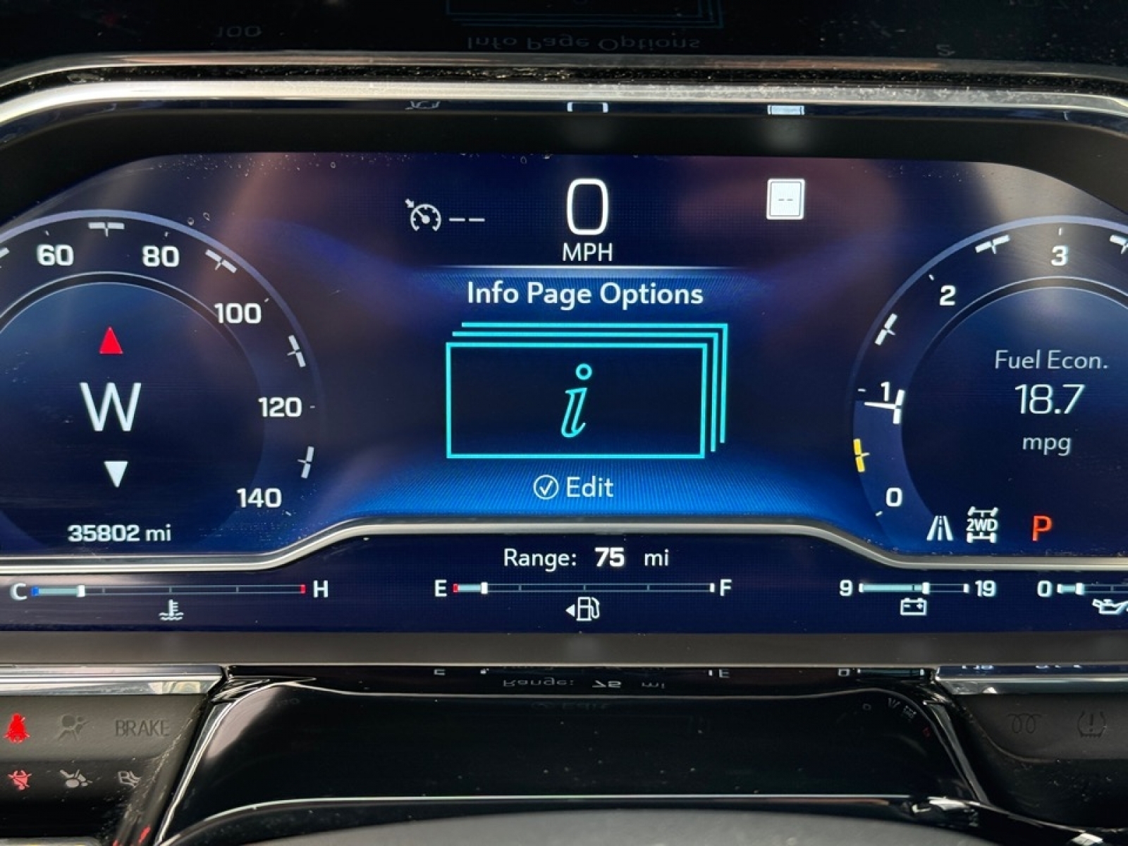 2022 Chevrolet Silverado 1500 4WD Crew Cab Short Bed LTZ, 39289, Photo