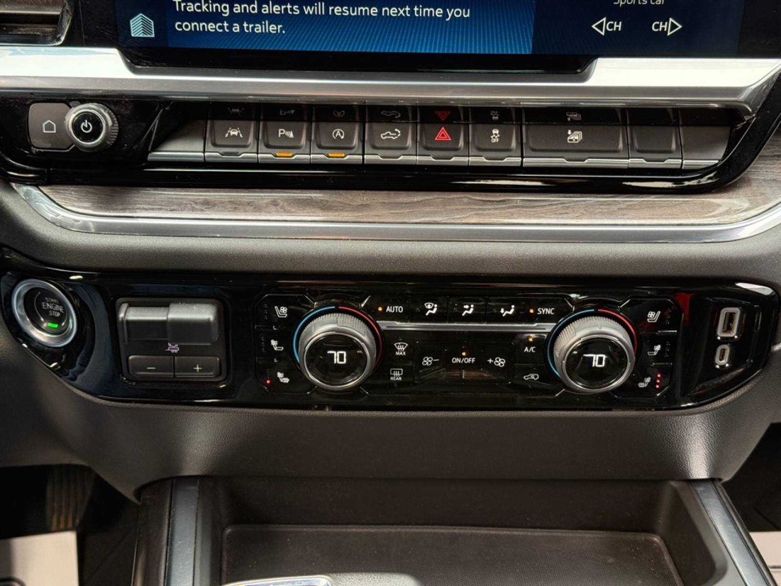 2022 Chevrolet Silverado 1500 4WD Crew Cab Short Bed LTZ, 39289, Photo