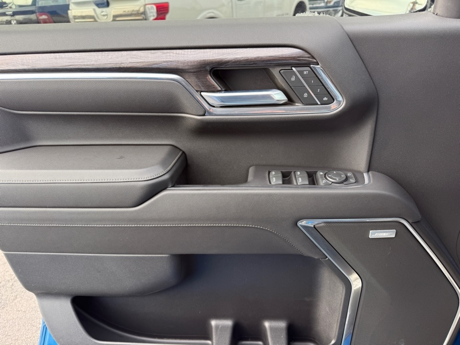 2022 Chevrolet Silverado 1500 4WD Crew Cab Short Bed LTZ, 39289, Photo