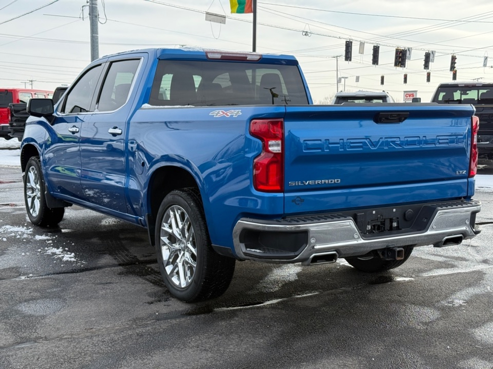 2022 Chevrolet Silverado 1500 4WD Crew Cab Short Bed LTZ, 39289, Photo