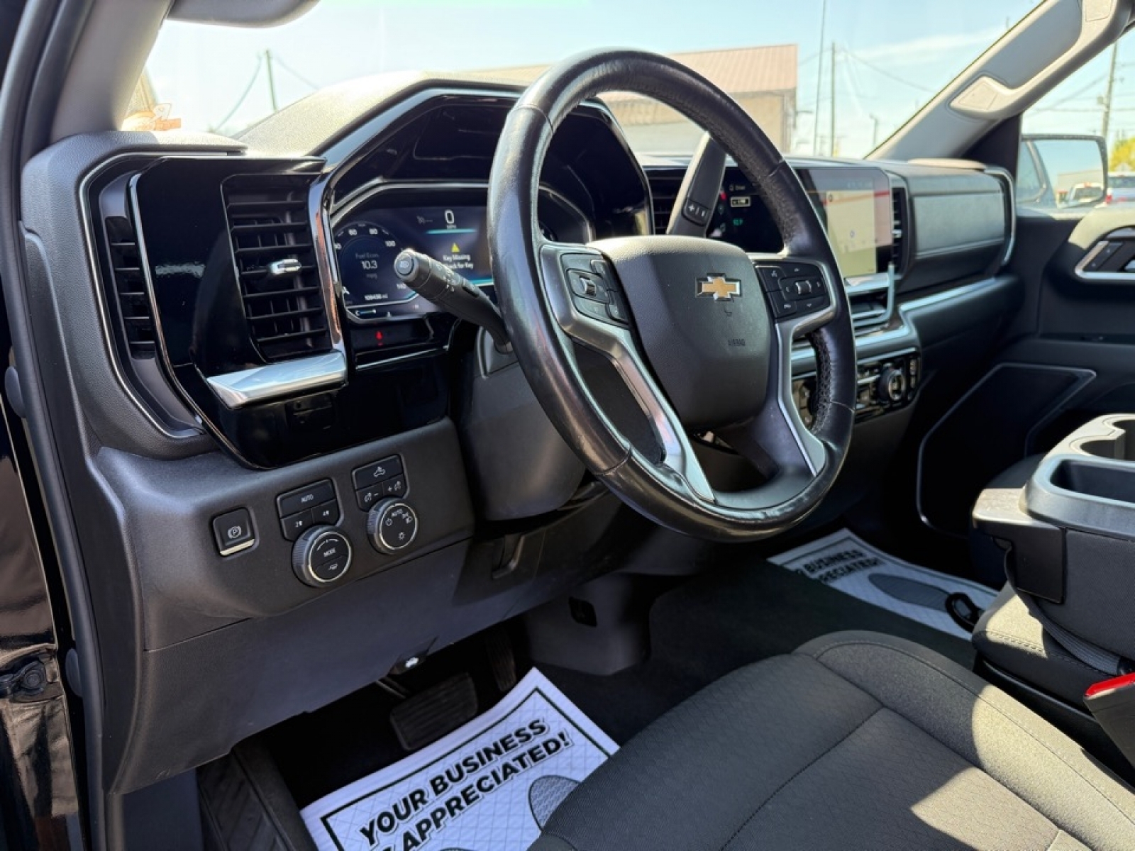 2022 Chevrolet Silverado 1500 4WD Crew Cab Short Bed LT with 2FL, 39762, Photo