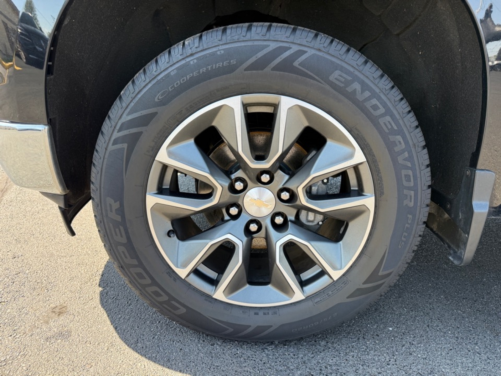 2022 Chevrolet Silverado 1500 4WD Crew Cab Short Bed LT with 2FL, 39762, Photo