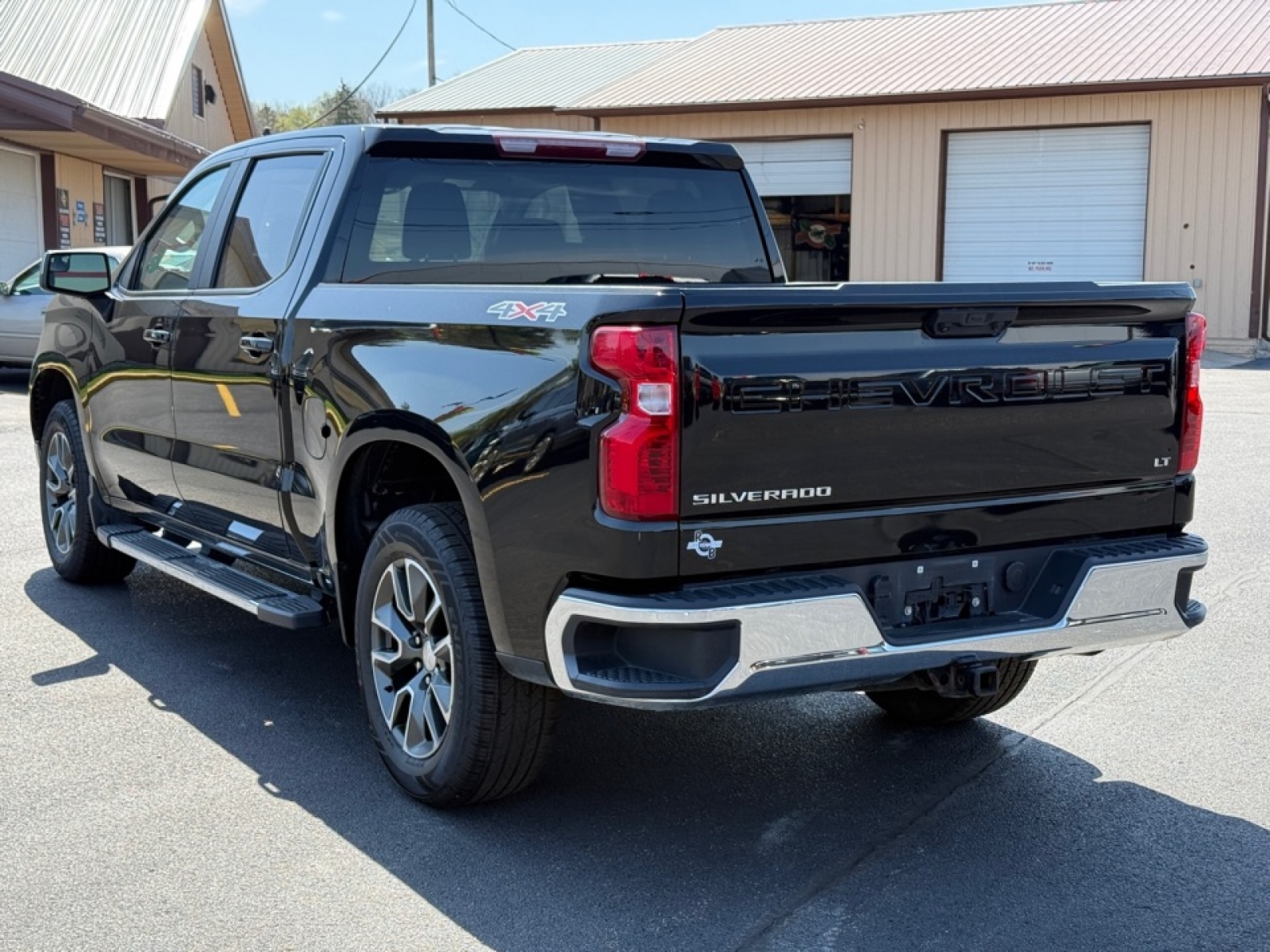 2022 Chevrolet Silverado 1500 4WD Crew Cab Short Bed LT with 2FL, 39762, Photo