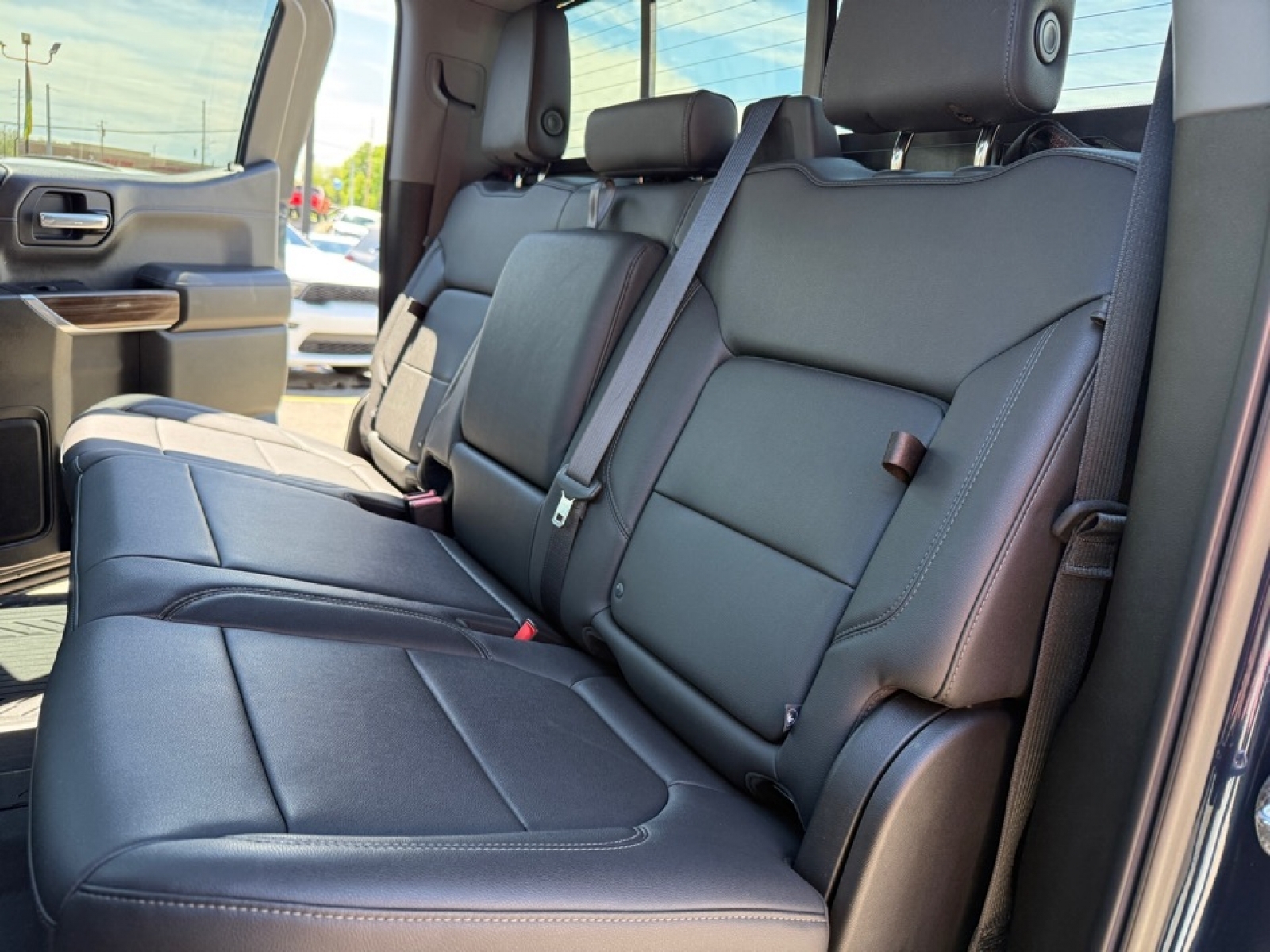 2022 Chevrolet Silverado 1500 LTD 4WD Crew Cab Short Bed LT Trail Boss, 38374, Photo