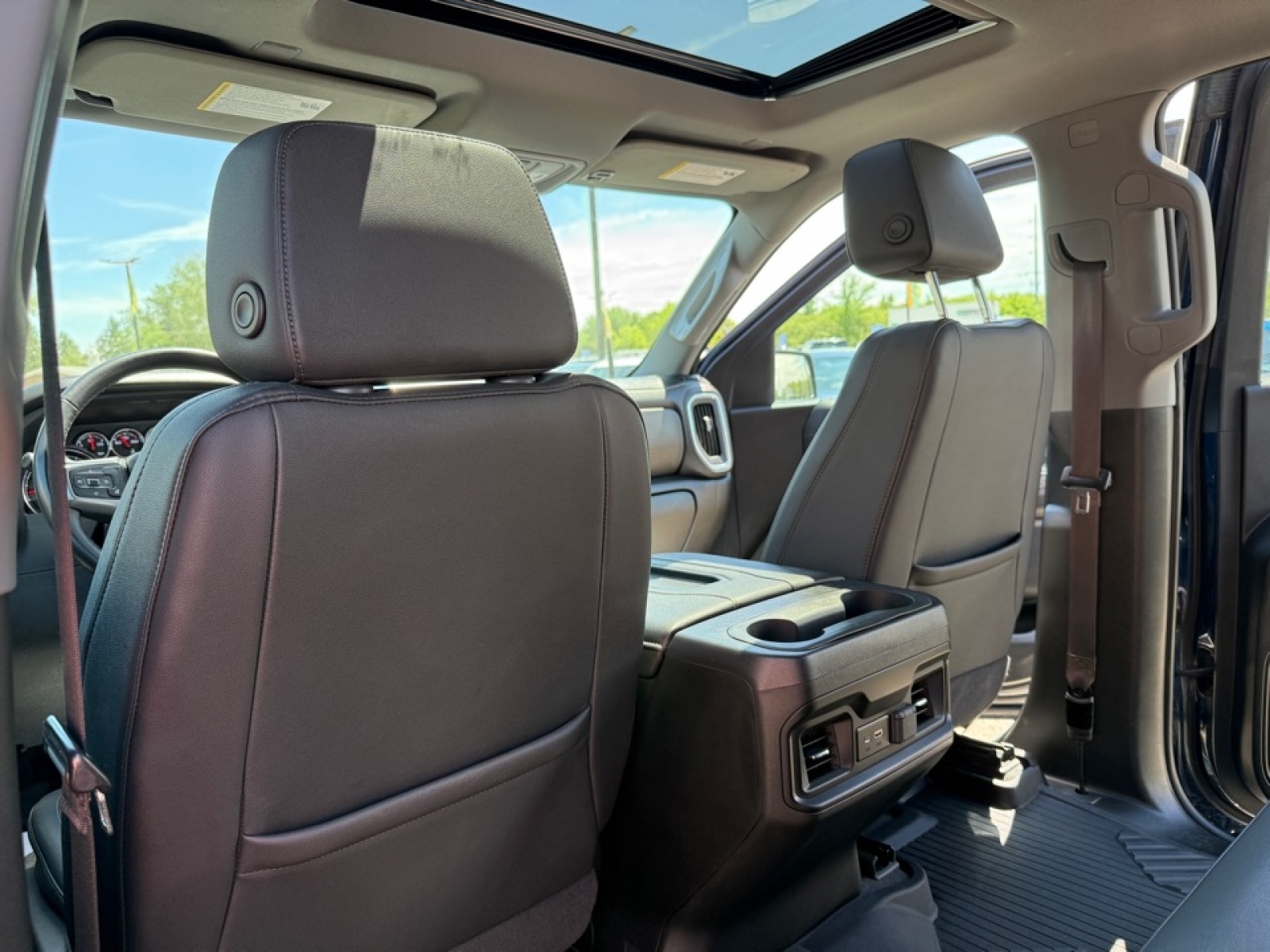 2022 Chevrolet Silverado 1500 LTD 4WD Crew Cab Short Bed LT Trail Boss, 38374, Photo