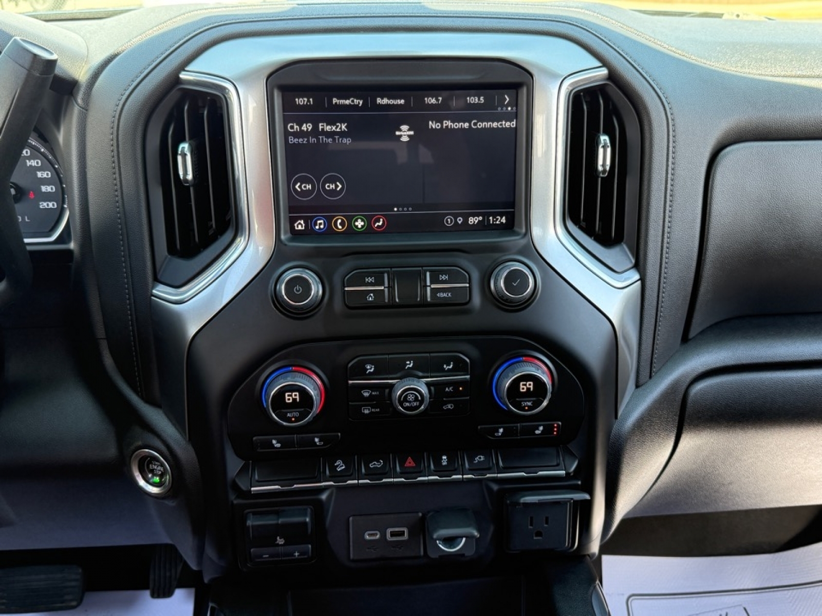 2022 Chevrolet Silverado 1500 LTD 4WD Crew Cab Short Bed LT Trail Boss, 38374, Photo