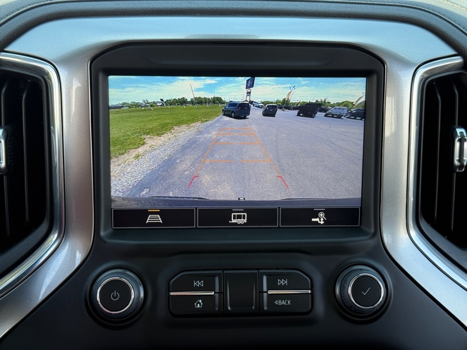 2022 Chevrolet Silverado 1500 LTD 4WD Crew Cab Short Bed LT Trail Boss, 38374, Photo